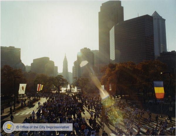 Philadelphia Marathon 2001 Address: Benjamin Franklin Pky & N 21st St
